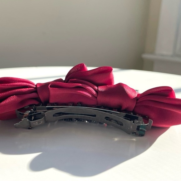 Free people Dreamin of the past 2 satin bow barrettes w/ fringe rhinestones NWT - Picture 10 of 13